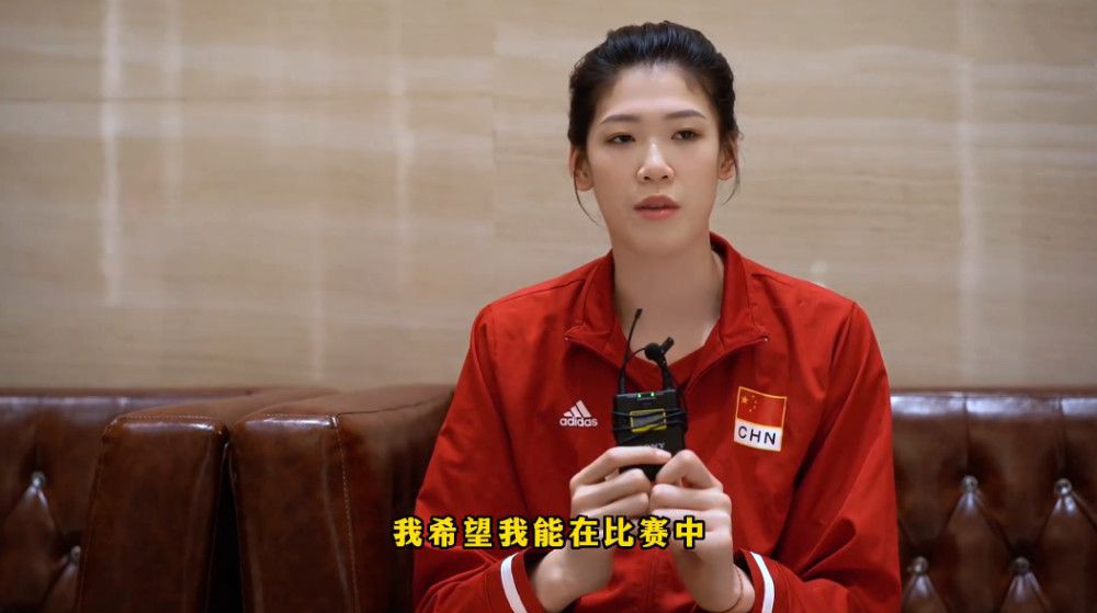 在线亚洲精品中文字幕美乳